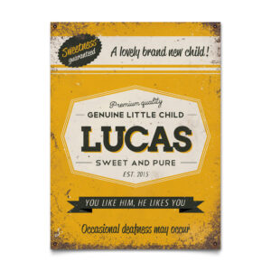 Mooi geel naambord van Koenmeloen met naam van kind. Leuk als kraamcadeau.