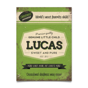 Mooi groen naambord van Koenmeloen met naam van kind. Leuk als kraamcadeau.