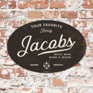 Naambord-Jacobs-koenmeloen-zwart-wit-muur